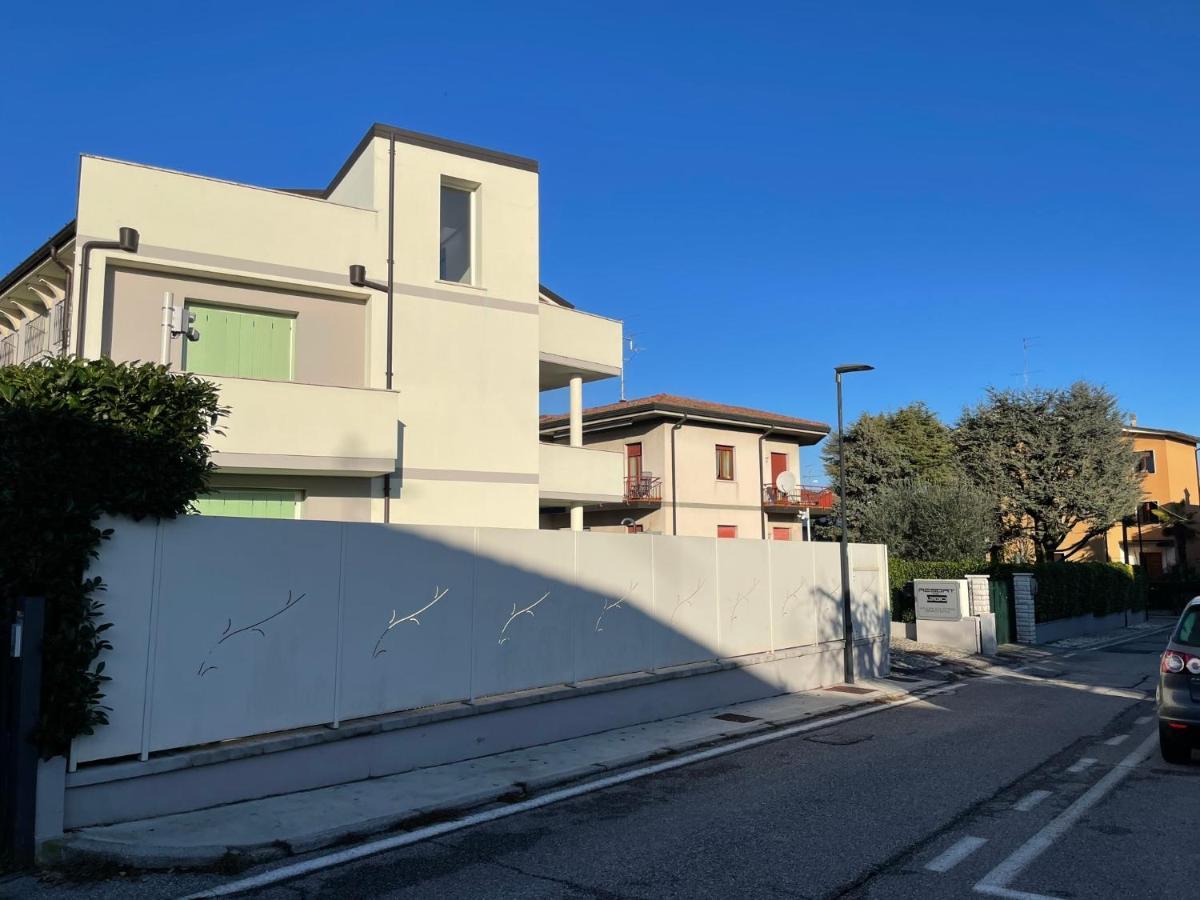 Residence Del Lago Desenzano del Garda Zewnętrze zdjęcie